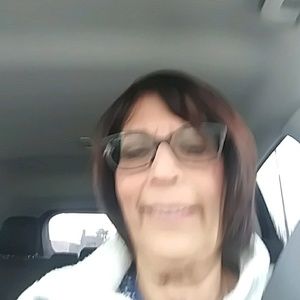 Meet your Posher, Denise